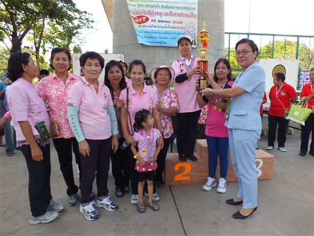 ภาพบรรยากาศแข่งขันกีฬาสีผู้สูงอายุ และสืบสานประเพณีไทย