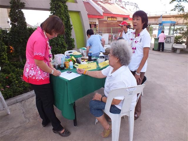 ภาพบรรยากาศแข่งขันกีฬาสีผู้สูงอายุ และสืบสานประเพณีไทย