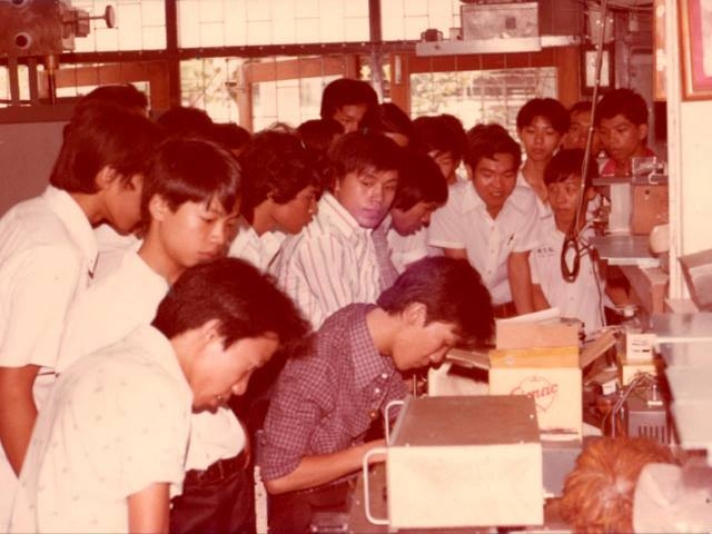 ขยายและปรับปรุงสถานที่