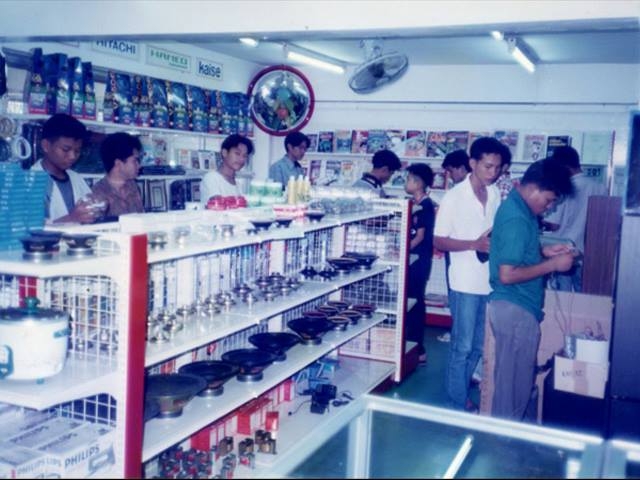 ขยายกิจการ เพิ่ม และ เปิดแผนกอะไหล่ และ แผนกบริการเครื่องใช้ไฟฟ้า